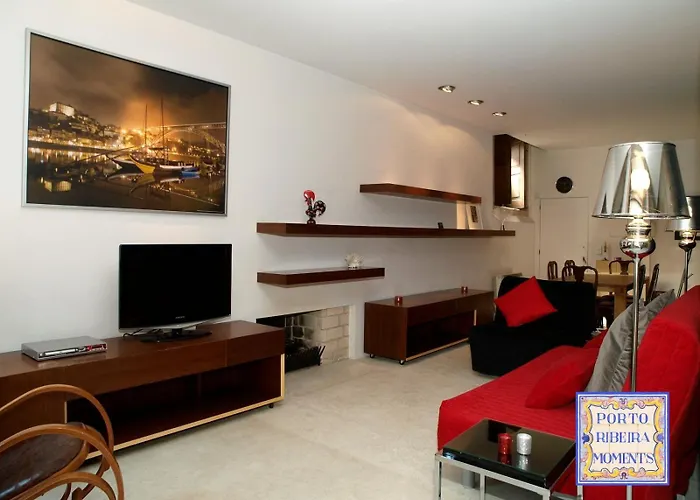 Ribeira Moments - With Lift * Porto