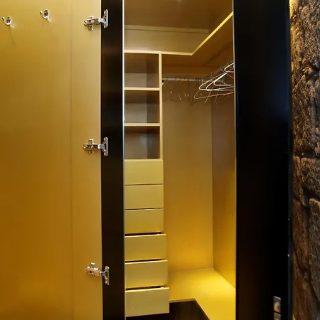 Porto Ribeira Moments - Studio With Lift